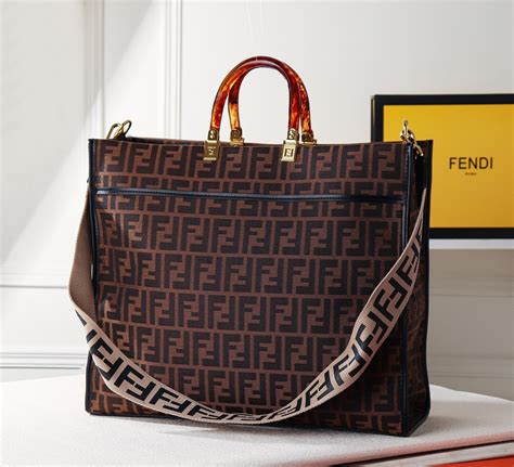 fendi vrouwen jogginspak|Fendi handbags.